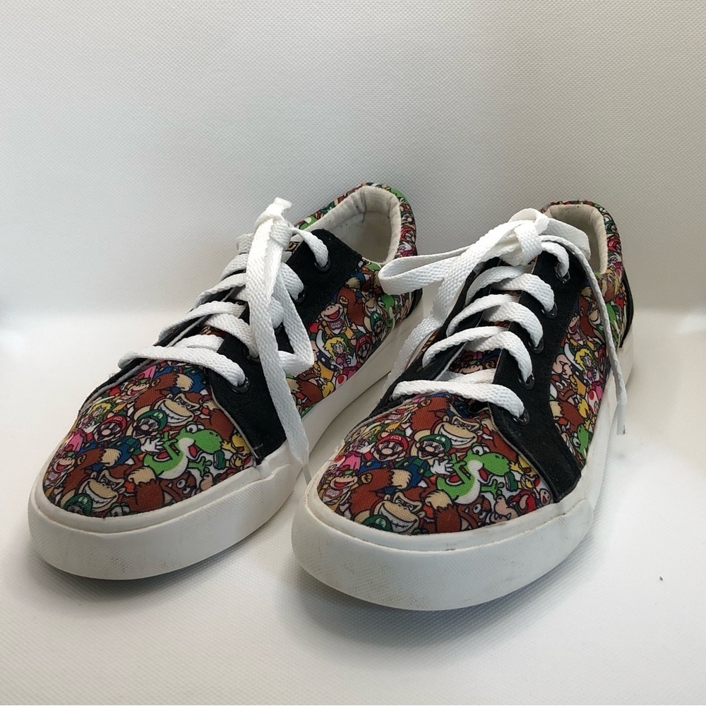 Super Mario Canvas Sneakers, Size 6 - Picture 2 of 6